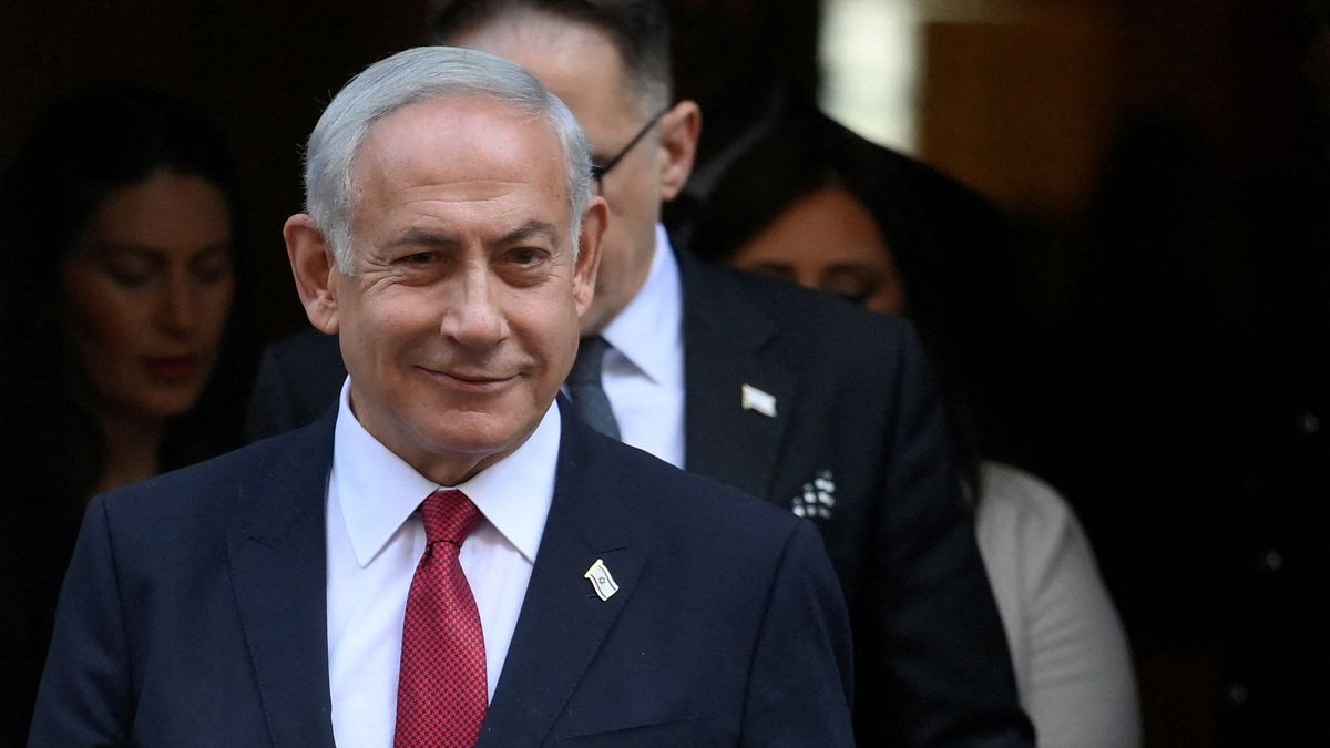 Netanjahu upustil od sporného článku, reformu justice ale bude prosazovat dál